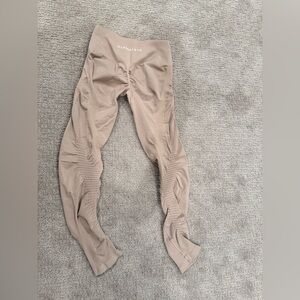 Alphalete Beige Leggings